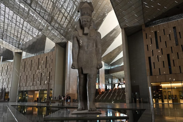 Descubren tres tumbas antiguas en Luxor tras anuncio del Gran Museo Egipcio