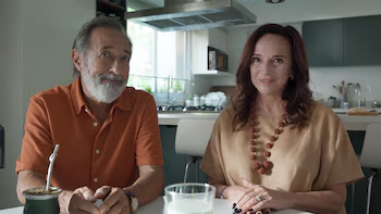 Radiografía de un Homo Argentum: un hijo de 40 años que todavía vive con sus padres, ¿mandato incumplido o crisis económica?