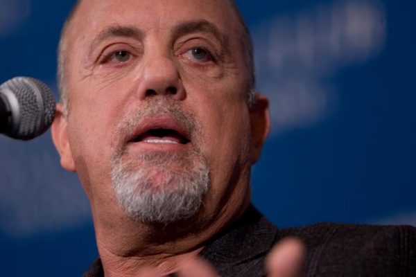 Billy Joel subastará la colección de motos antiguas por su afección cerebral