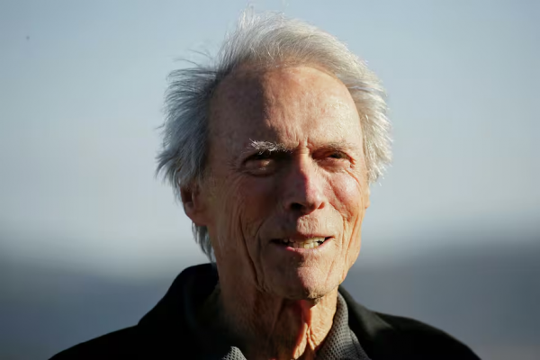 La regla 90/10 de Clint Eastwood para lograr una longevidad exitosa