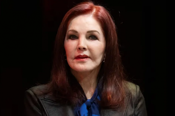 Priscilla Presley, acusada de aprovechar la muerte de su hija para conservar un fideicomiso millonario