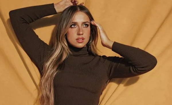¿La próxima Britney Spears? Quién es y de cuánto es la fortuna de Tate McRae, la estrella pop del momento
