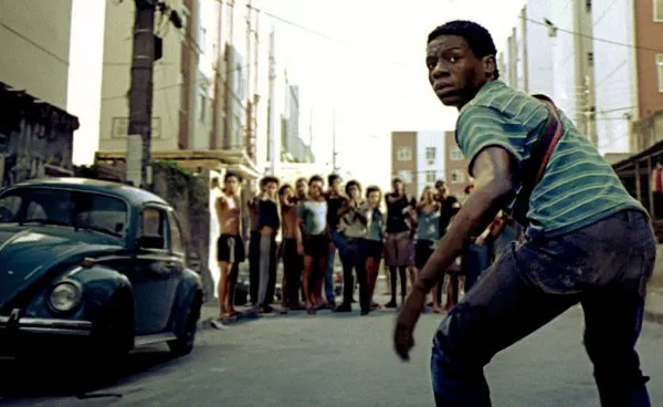 Cinco películas y series para entender cómo opera el narcotráfico en Río de Janeiro y dónde verlas