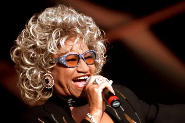 La desoladora historia y el vínculo con el atentado de la AMIA de “La vida es un carnaval”, uno de los éxitos de Celia Cruz