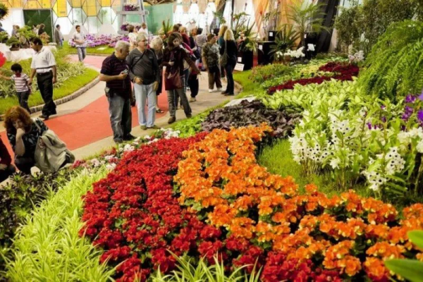 En Escobar comenzó la 62ª Fiesta Nacional de la Flor