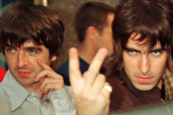 Se vendió el manuscrito de “Don’t Look Back In Anger” de Oasis por miles de dólares