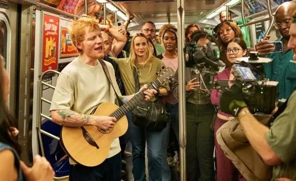 Ed Sheeran debuta en Netflix con un formato inédito y lleno de actuaciones callejeras: ¿Cuándo se estrena?