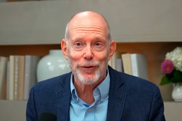 Lo que realmente importa para vivir con plenitud: las lecciones de adultos de 80 a 100 años