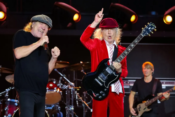 AC/DC agotó tres River en cuatro horas