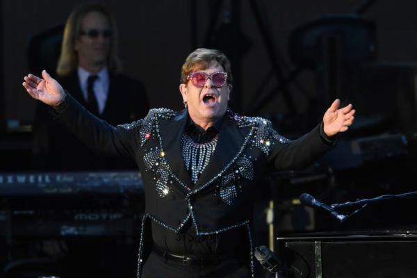 Elton John encabezará el festival de Rock in Rio 2026