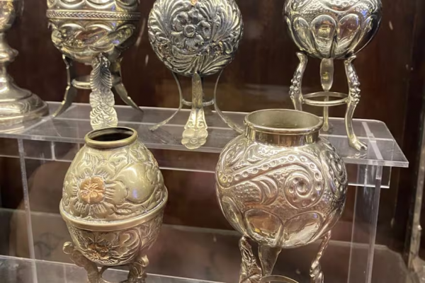 Abre el Museo del Mate con 3000 piezas únicas, de la humilde calabaza guaraní a la sofisticada platería colonial