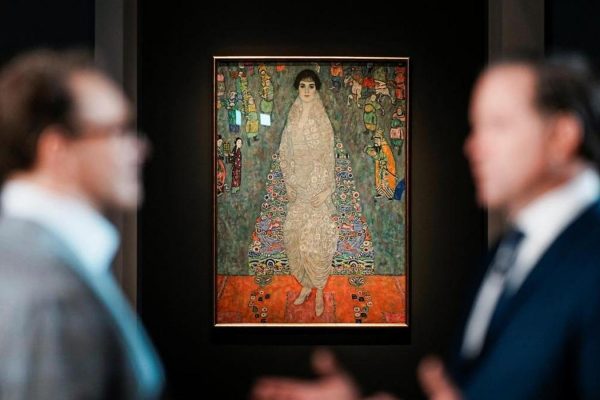 Una obra de Gustav Klimt se vendió por US$236,3 millones y es la segunda más cara de la historia