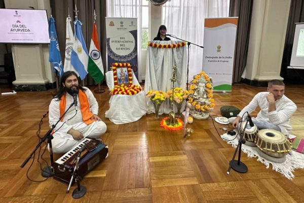 La Medicina Ayurveda por primera vez acogió un encuentro de prestigiosos médicos en Facultad de Medicina de Buenos Aires (UBA)