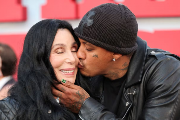 A punto de cumplir 80, Cher se prepara para casarse con su novio 40 años menor