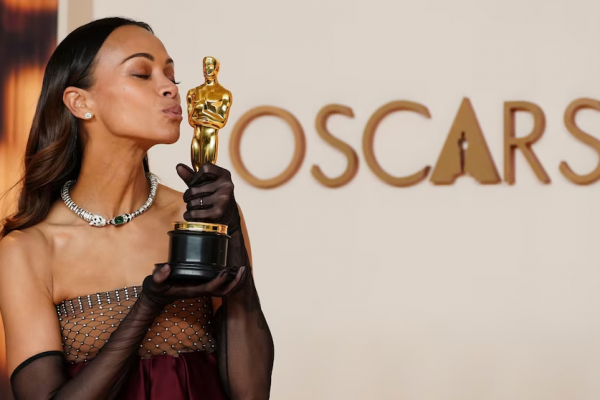 “Es un dolor que nunca desaparece”: Zoe Saldaña habló del duelo que marcó su vida