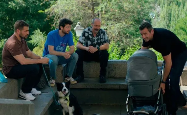 La exitosa comedia española «Machos Alfa» regresa con su temporada 4 en Netflix