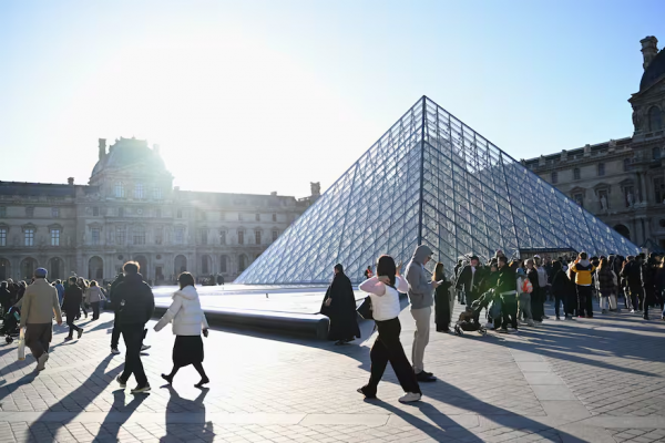 El Louvre aumenta un 45% el precio de las entradas y pasaría a ser el museo más caro del mundo