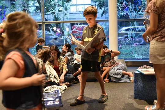 Vacaciones de verano en el Malba: el mundo como espejo en recorridos y talleres artísticos