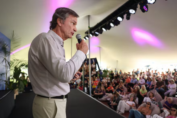 Este es el medicamento natural más poderoso, sin efectos secundarios ni costo, según Conrado Estol