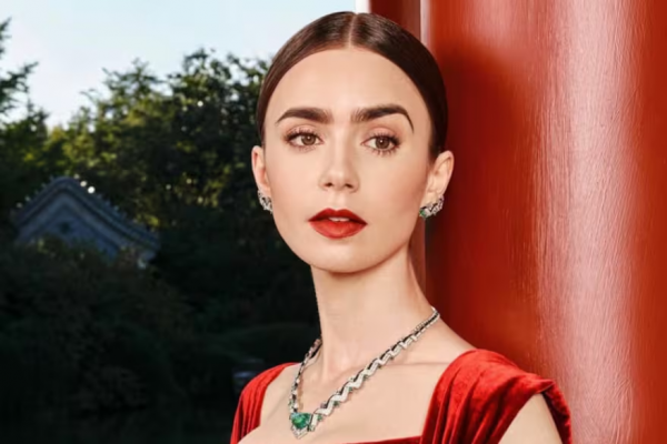 Lily Collins compartió una foto con su papá y mostró cómo está Phil Collins tras su retiro de los escenarios