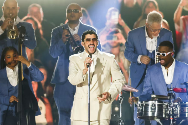 Se entregan hoy los Premios Lo Nuestro 2026: Lista completa de artistas, canciones y álbumes nominados