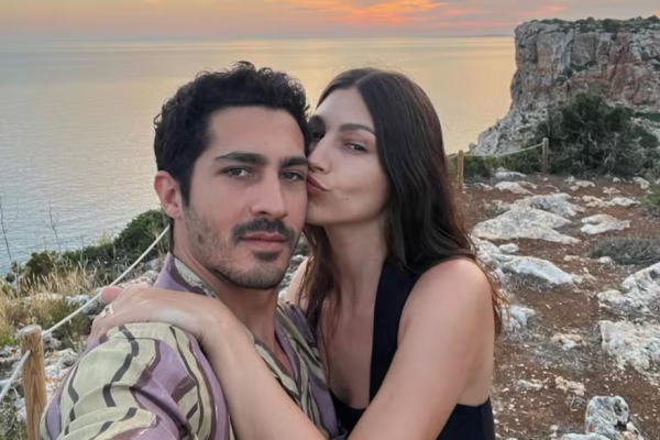 Úrsula Corberó mostró imágenes de la intimidad de su maternidad junto a Chino Darín