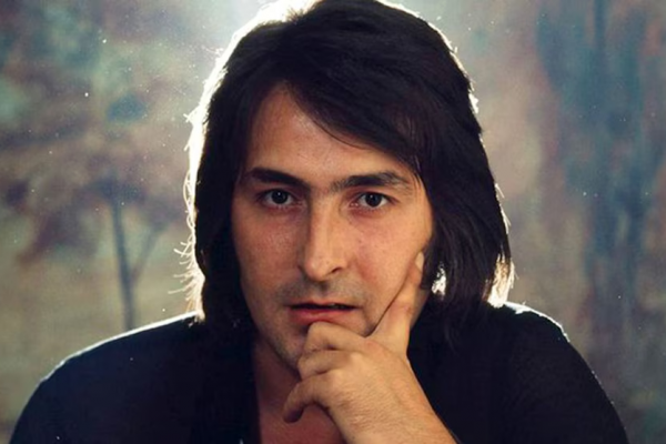 El legado de Nino Bravo se queda sin casa: cierran el museo en su pueblo natal