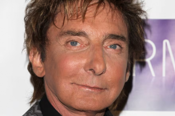 El desgarrador relato de Barry Manilow sobre su lucha contra el cáncer de pulmón: “Una parte mía ya no está”