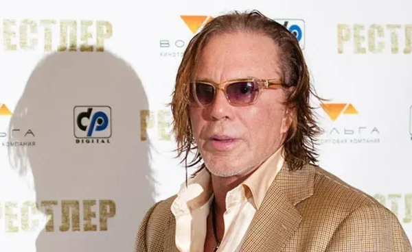 Mickey Rourke fue desalojado de su casa de Los Ángeles tras una fallida campaña para recaudar dinero