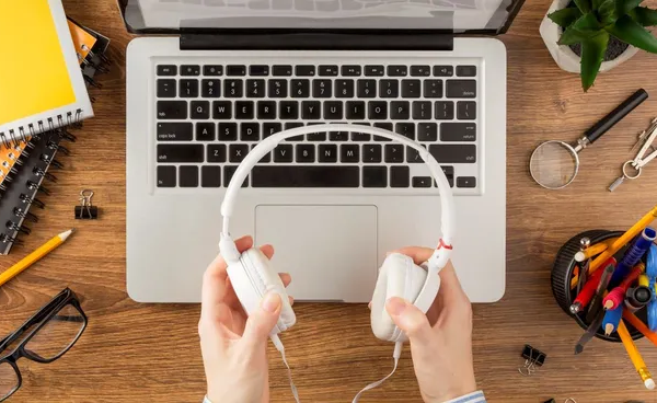 La industria musical aumentó sus ingresos en 2025 y pidió proteger a los artistas sobre la Inteligencia Artificial