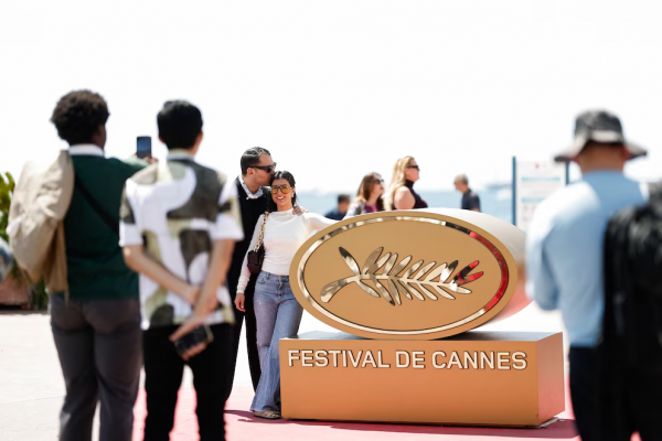 La lista completa de las grandes películas del Festival de Cannes 2026: de Pedro Almodóvar y su ‘Amarga Navidad’ al debut en la dirección de John Travolta