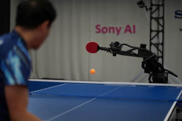 Mirá el video del robot que le gana a jugadores profesionales de ping-pong: así funciona la máquina que toma decisiones en tiempo real