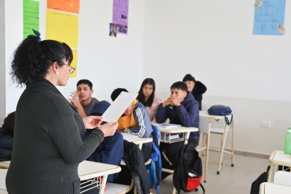 Secundaria en crisis: desmotivación, ausentismo y baja exigencia son los problemas más graves para los docentes