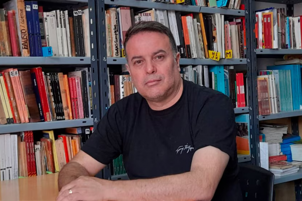 El escritor tucumano Daniel Posse ganó un concurso literario en Estados Unidos