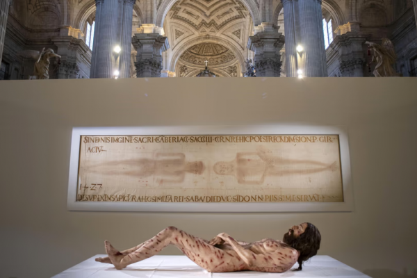 Exhibirán en Miami una impactante figura hiperrealista de Jesús inspirada en el Santo Sudario