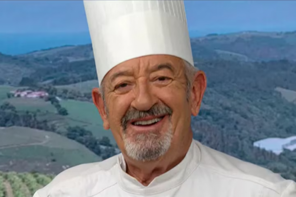 Karlos Arguiñano, a los 77, propone cocinar en casa: su filosofía es “comer sano con fundamento”