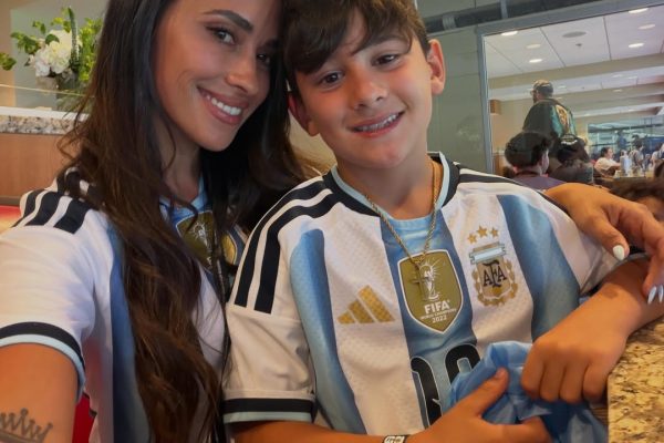 Las fotos que compartió Anto Roccuzzo tras el histórico partido de Messi: la amorosa dedicatoria por sus tres goles ante Argelia