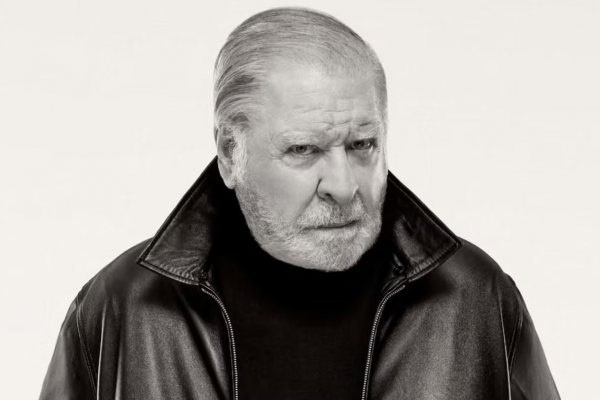 Arturo Puig debutó como modelo a los 81 años: “El carácter también se viste”