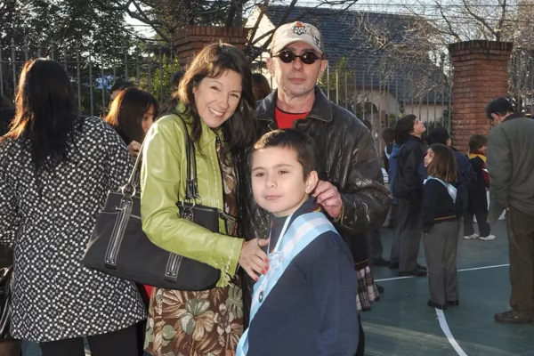El álbum más íntimo del Indio Solari: las fotos inéditas que compartió el colegio de su hijo