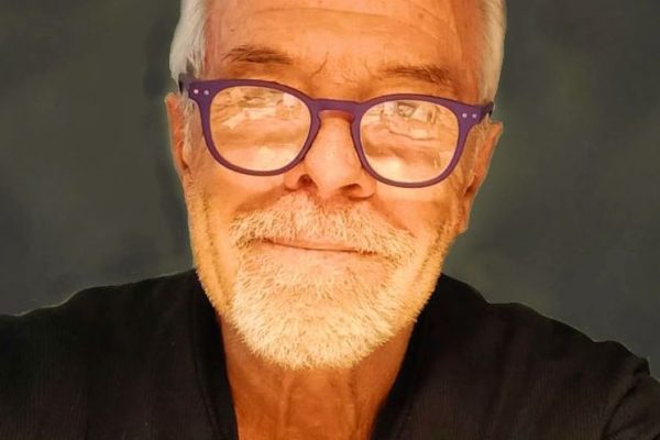 Un encuentro de arte multidisciplinario con Víctor Laplace como invitado