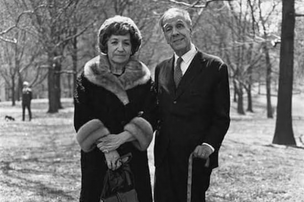 Jorge Luis Borges y su primer matrimonio, entre celos, peleas y reconciliaciones: “Vivir conmigo es intolerable”