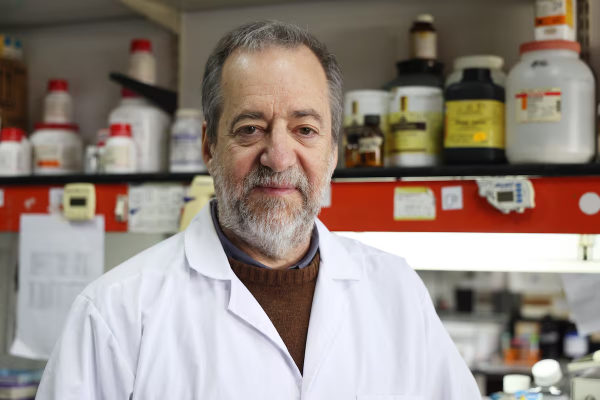 Fernando Pitossi, científico especialista en Parkinson: “Buscamos cómo hacer para regenerar la función que perdieron las neuronas”