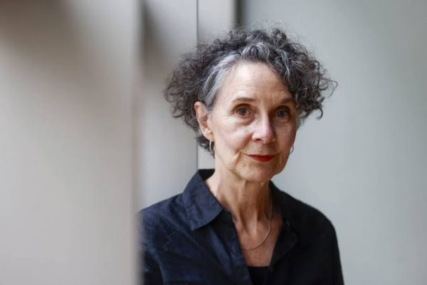 Susana Pampín: el miedo a ser conocida, su rol en una obra que agota entradas y el deseo de vivir del teatro