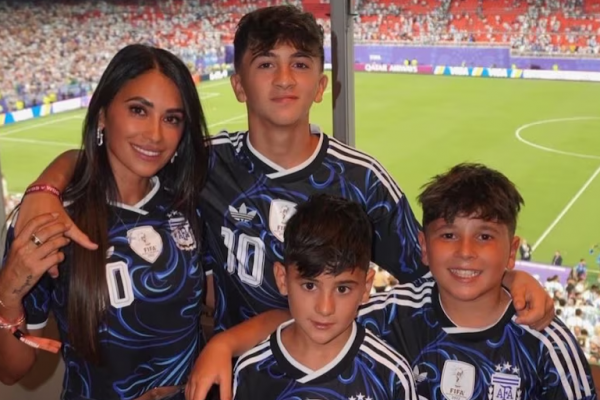El posteo de Antonela Roccuzzo para celebrar el pase de Argentina a las semifinales del Mundial: “Un pasito más”