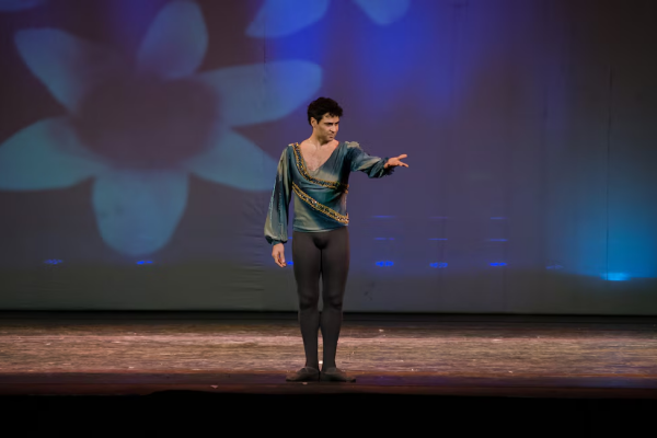Iñaki Urlezaga volverá a los escenarios en septiembre con clásicos del ballet y una obra propia