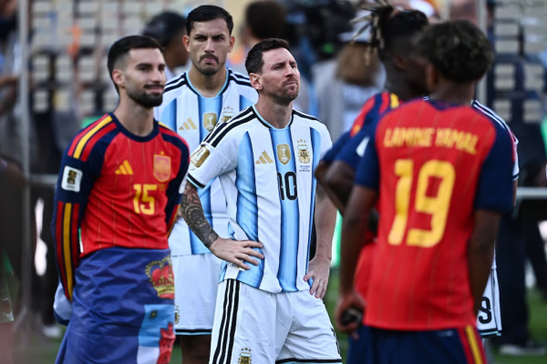 Así reflejaron los medios del mundo la derrota de Argentina en la final del Mundial contra España: “La despedida de Messi”