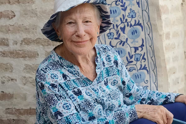 “Si me paro, me oxido”: a los 91 años viaja sola con una mochila de cinco kilos y ya pisó 86 países