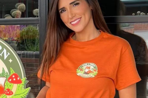 De qué trata el nuevo proyecto que lanzó Mandinha, la esposa de Dibu Martínez, en Inglaterra