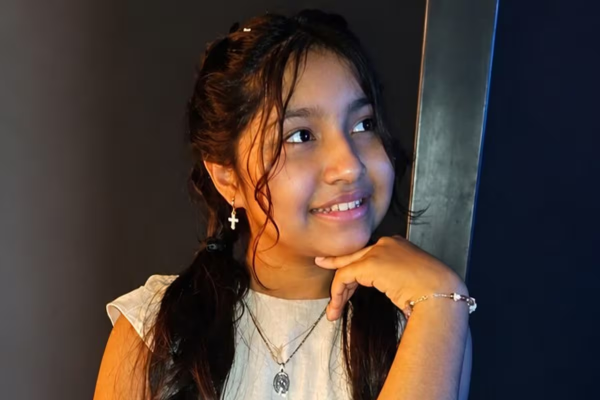 Del esfuerzo de su mamá por traerla a Buenos Aires al premio de $100.000.000 que recibió: la historia de Margui Ponce, la niña de 11 años que comparan con Mercedes Sosa