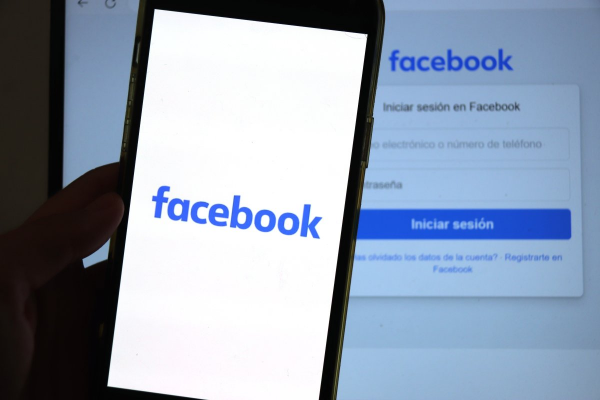 Juzgan a Meta por fomentar la adicción de menores a las redes sociales con Facebook e Instagram